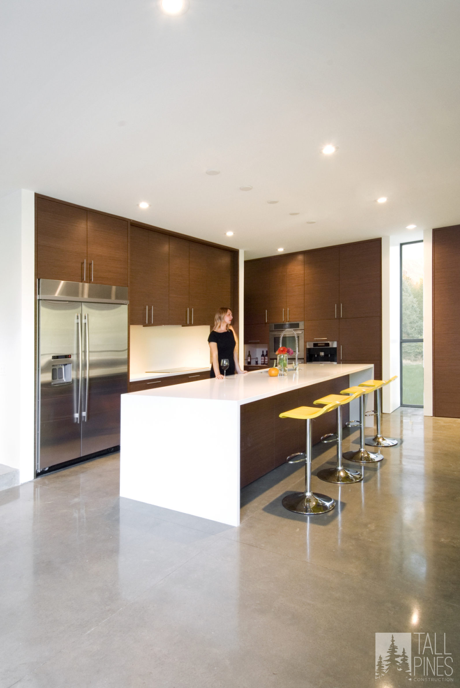 Kitchen flooded with natural light and modern design